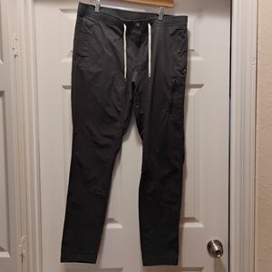 Vuori Dark Gray Jogger Pants Stretchy Waist Comfortable Classic Fall Size XL